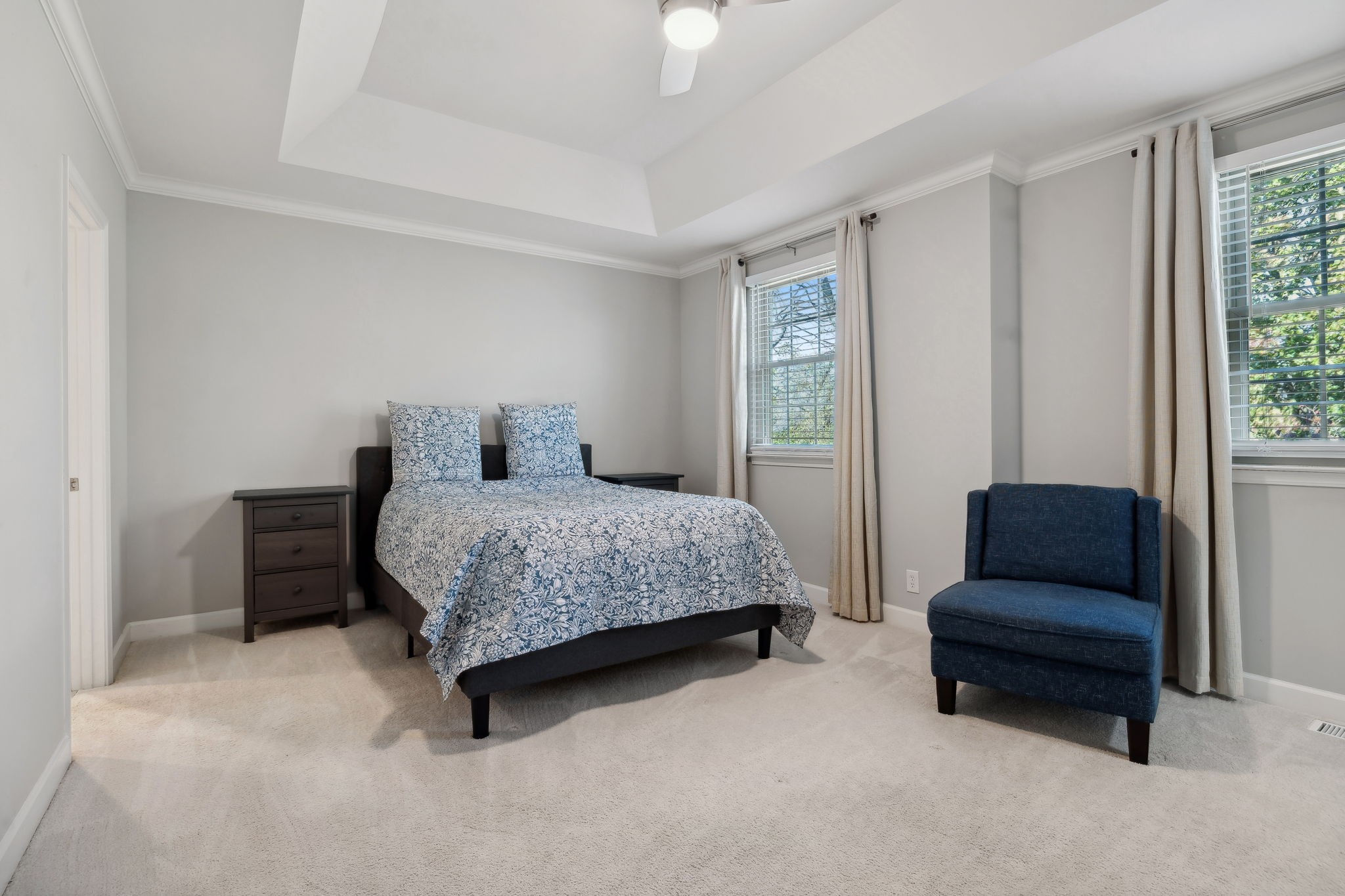 9102 Sawyer Brown Rd