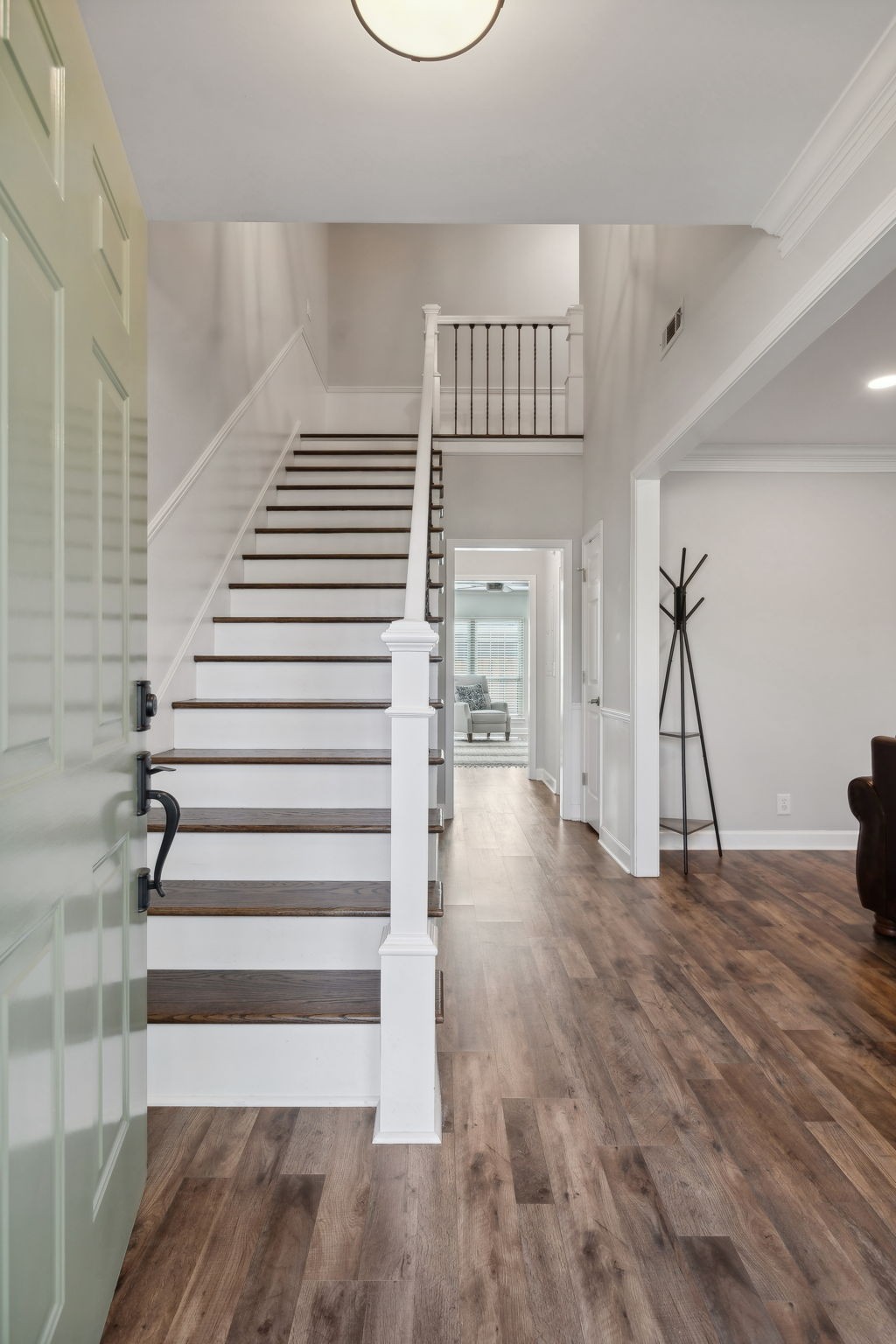 9102 Sawyer Brown Rd