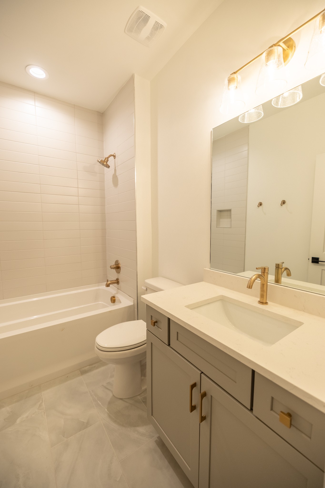 4028 Penfield Dr Unit B