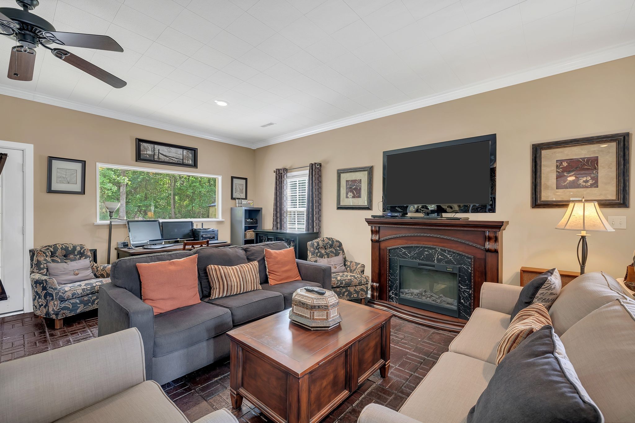 1106 N Washington St