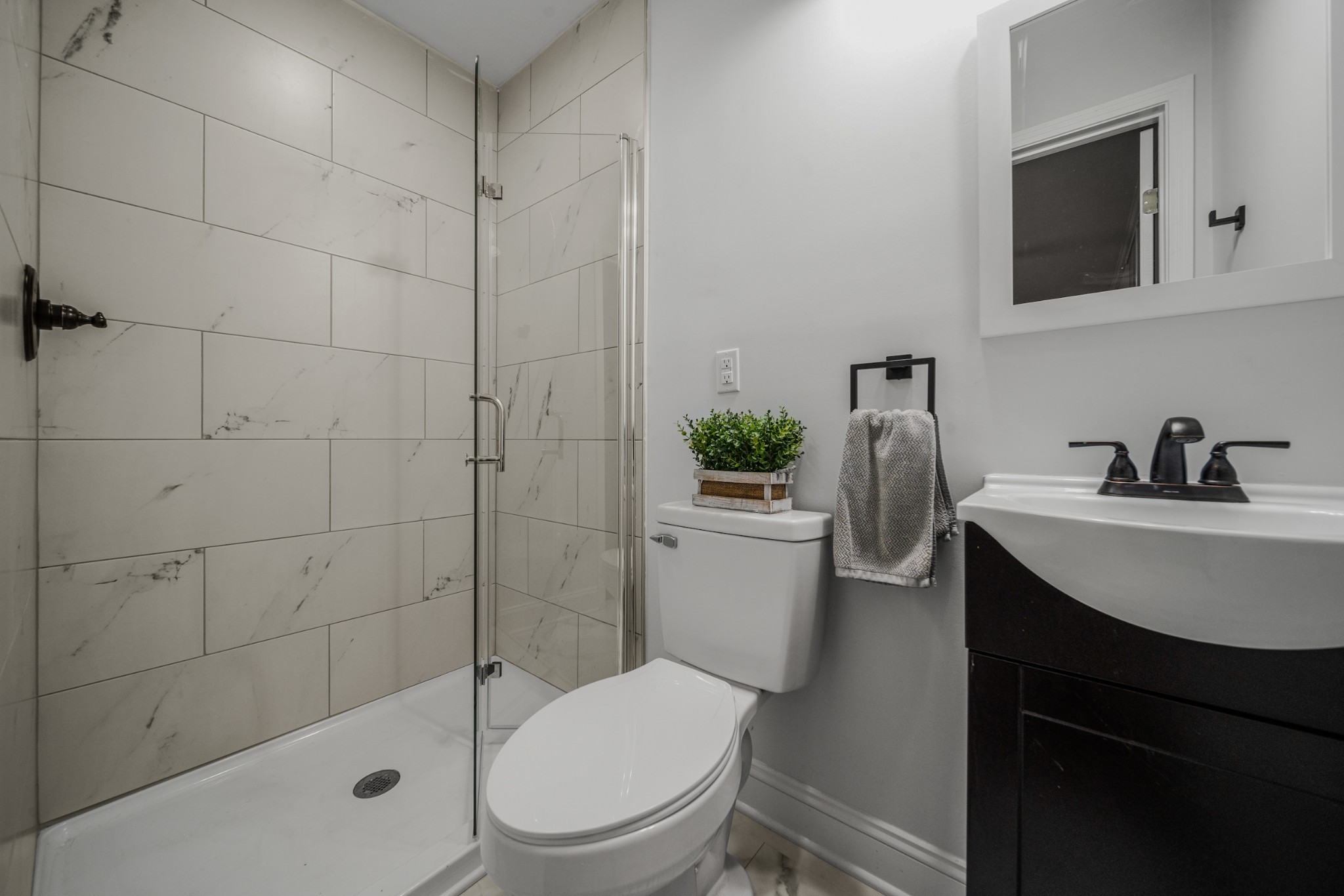 112 Cranwill Dr
