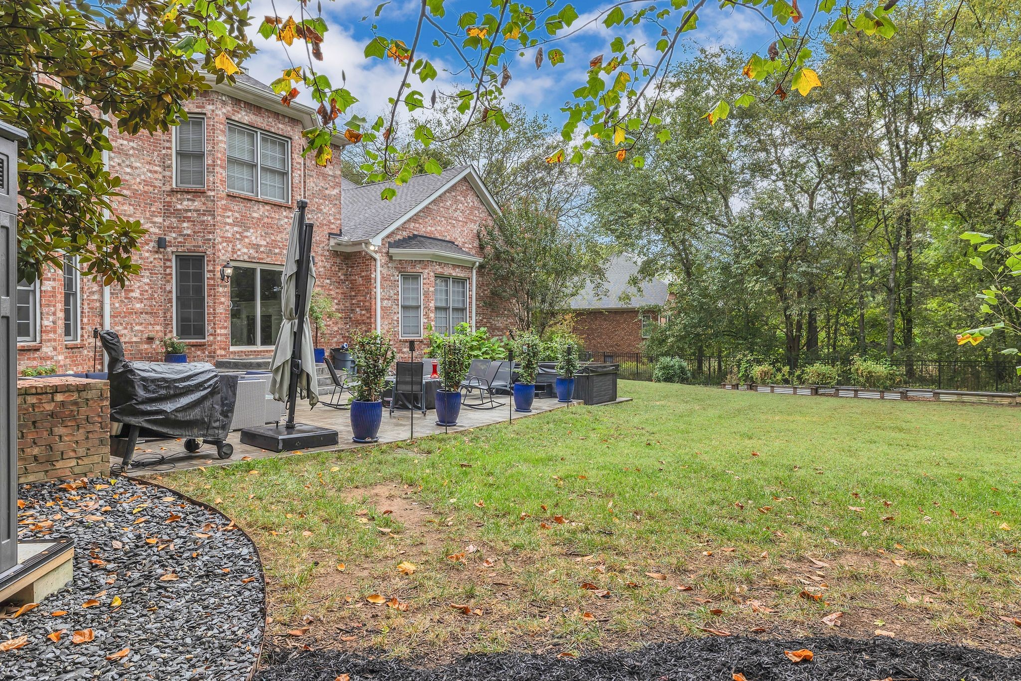 1169 Meadow Bridge Ln