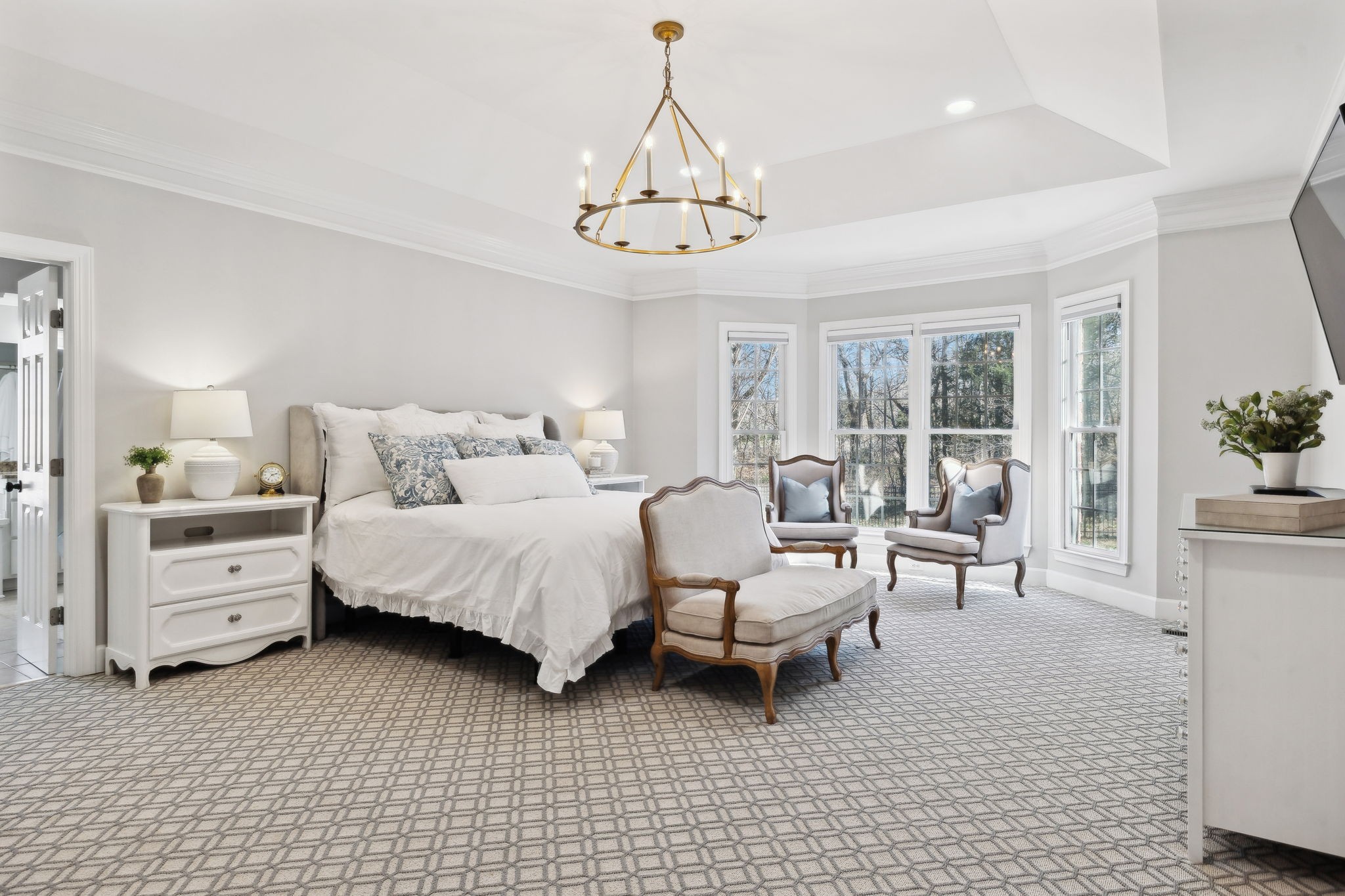 1169 Meadow Bridge Ln