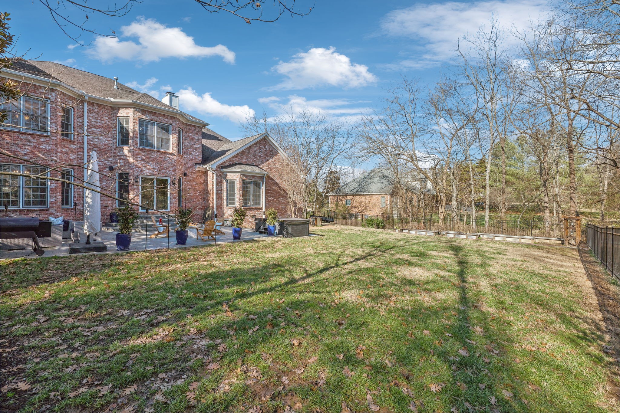 1169 Meadow Bridge Ln