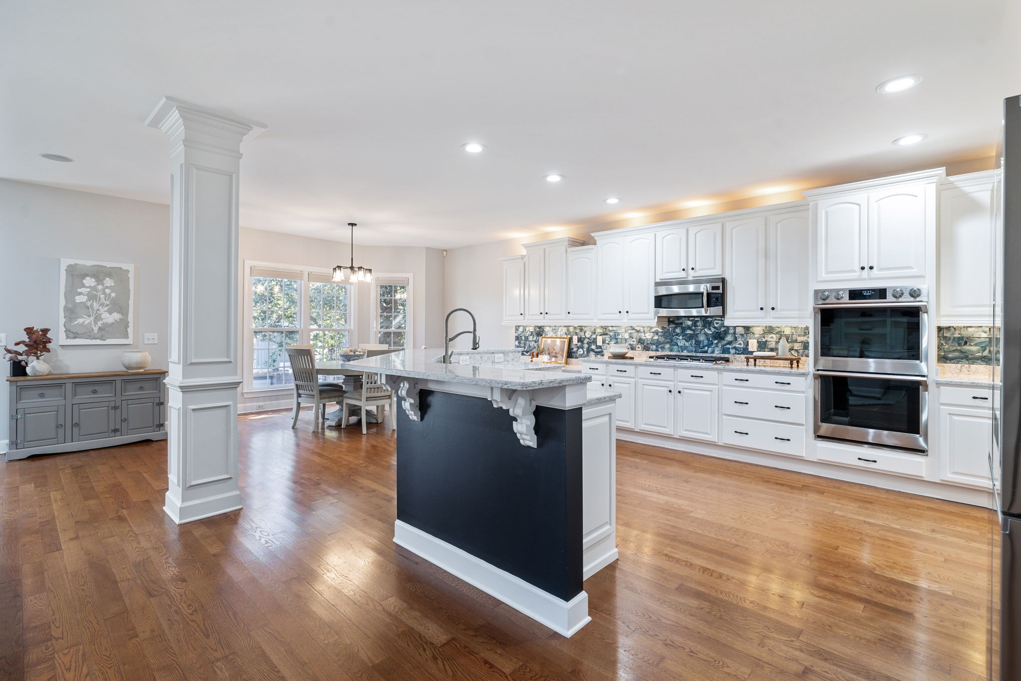 1169 Meadow Bridge Ln