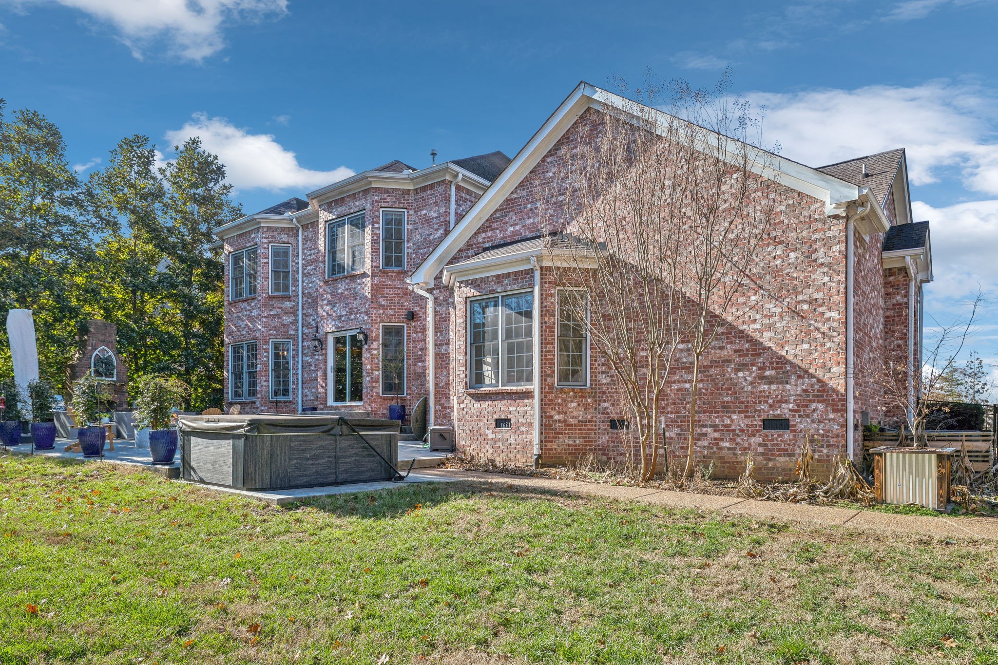 1169 Meadow Bridge Ln