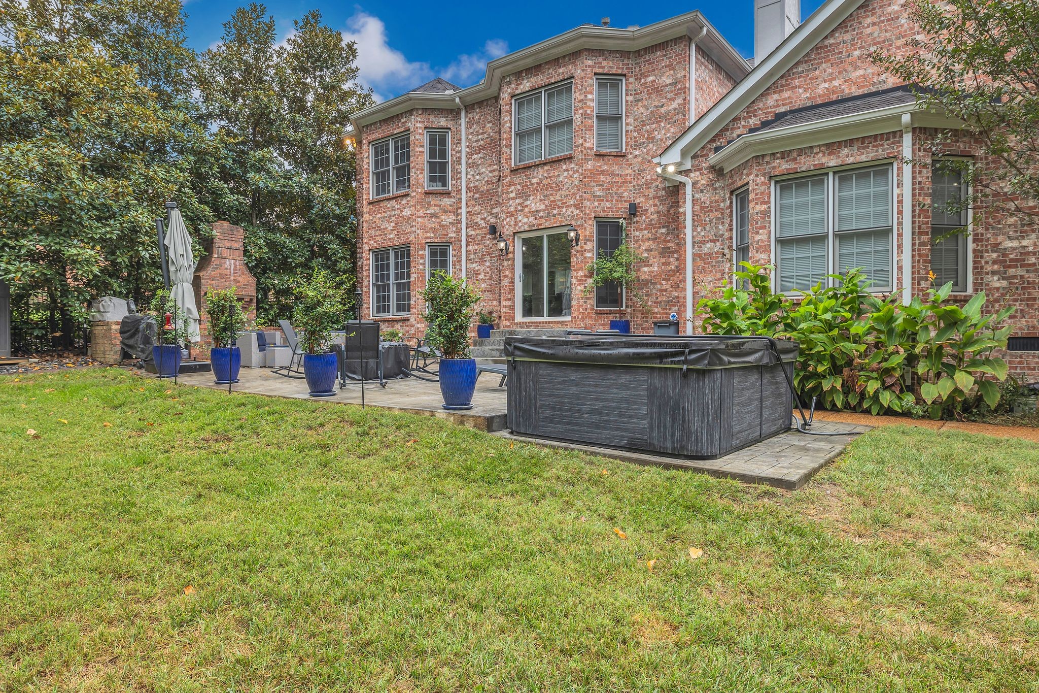 1169 Meadow Bridge Ln