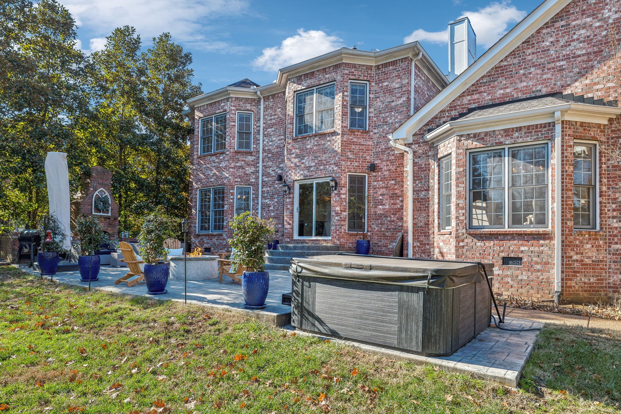 1169 Meadow Bridge Ln