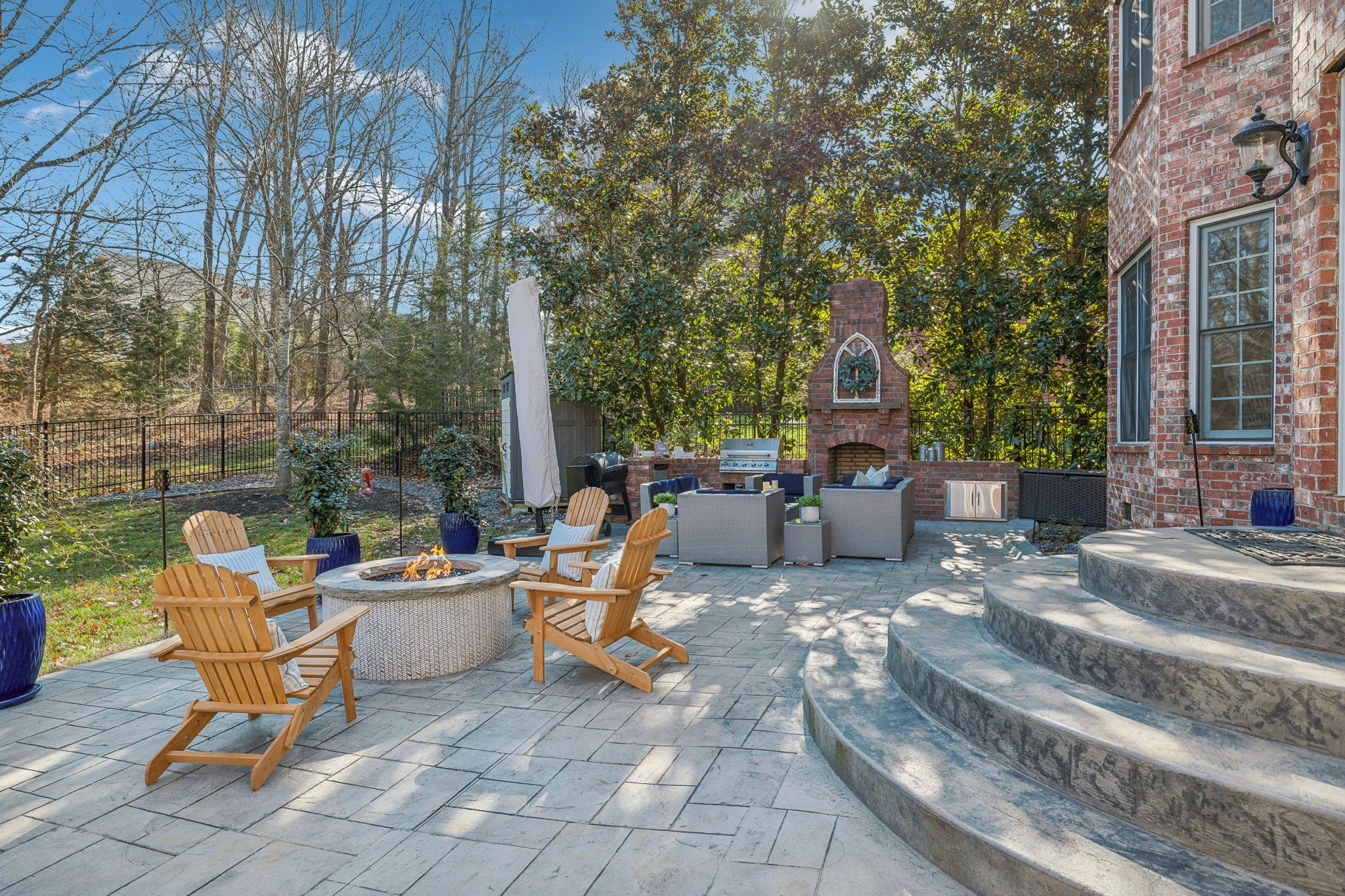 1169 Meadow Bridge Ln