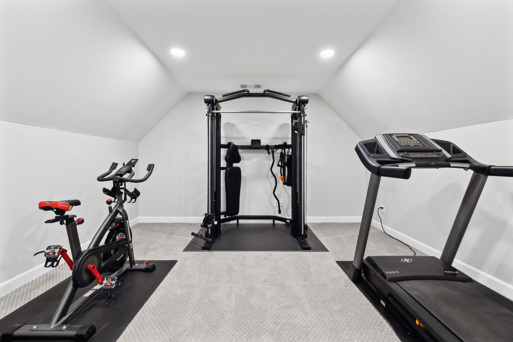 1169 Meadow Bridge Ln