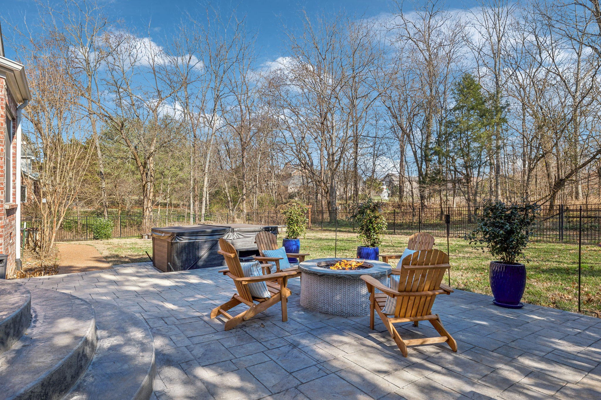 1169 Meadow Bridge Ln