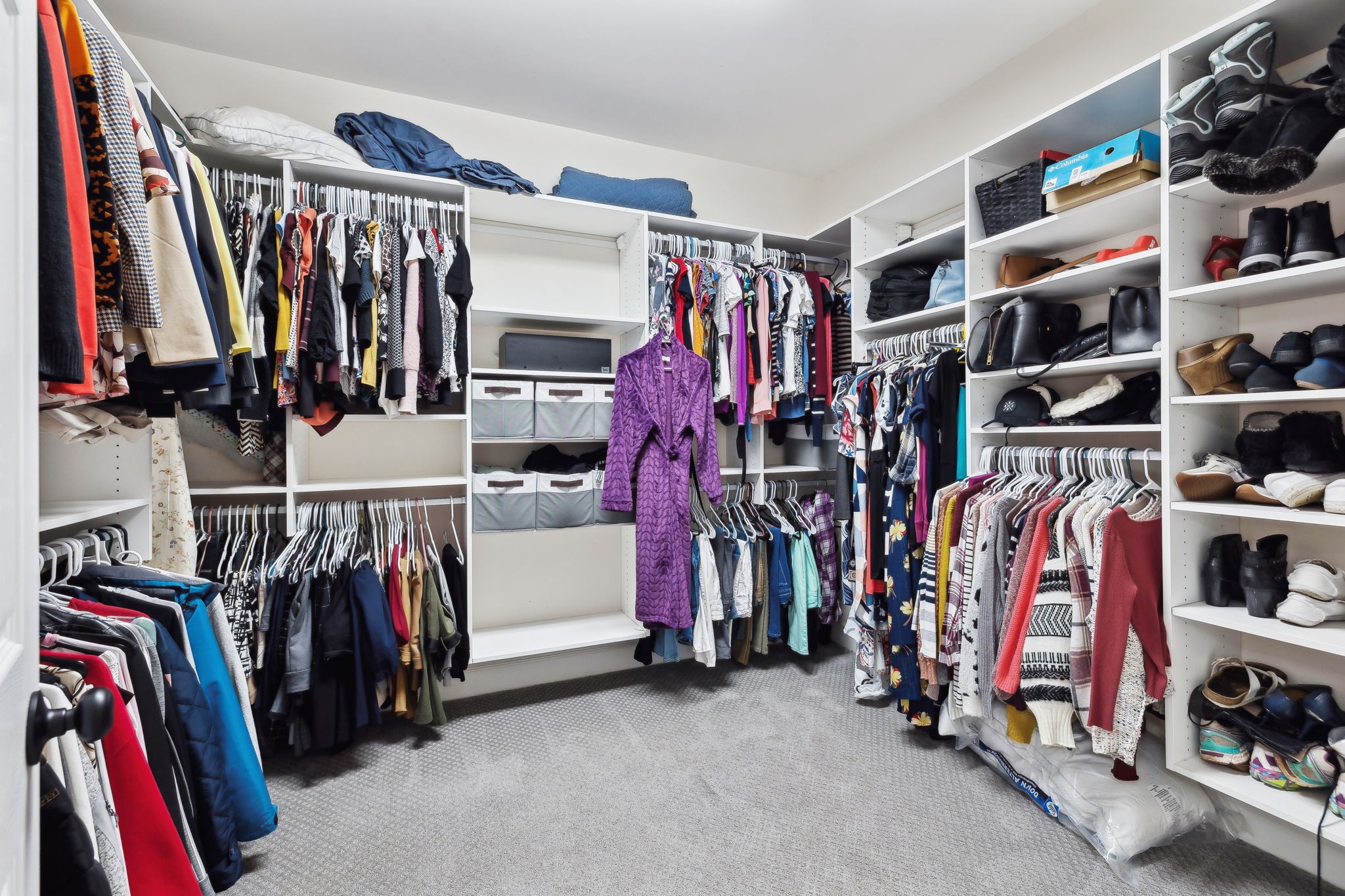 1169 Meadow Bridge Ln