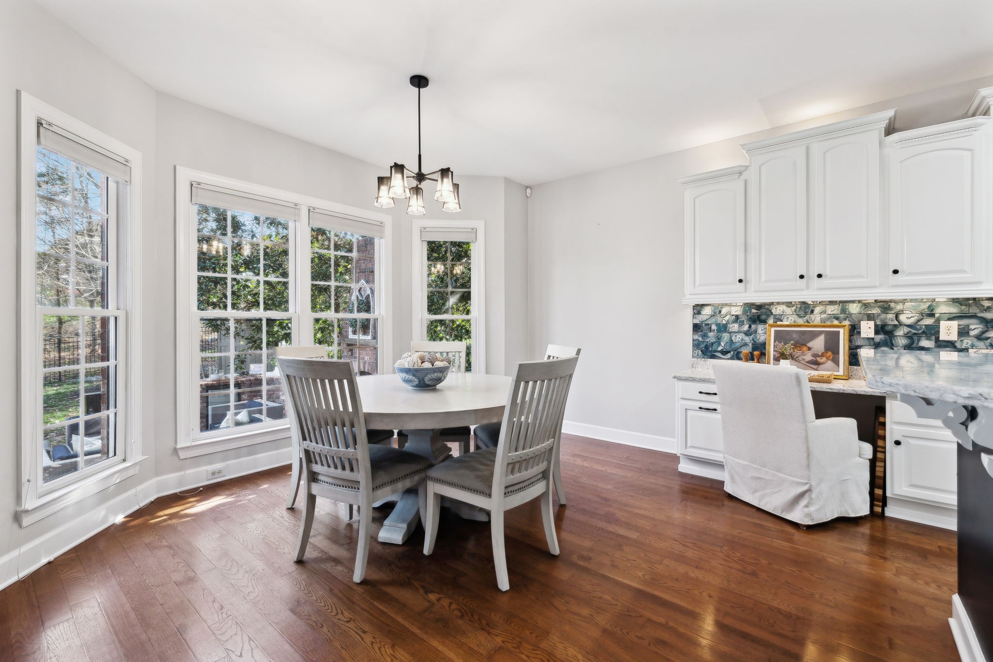 1169 Meadow Bridge Ln