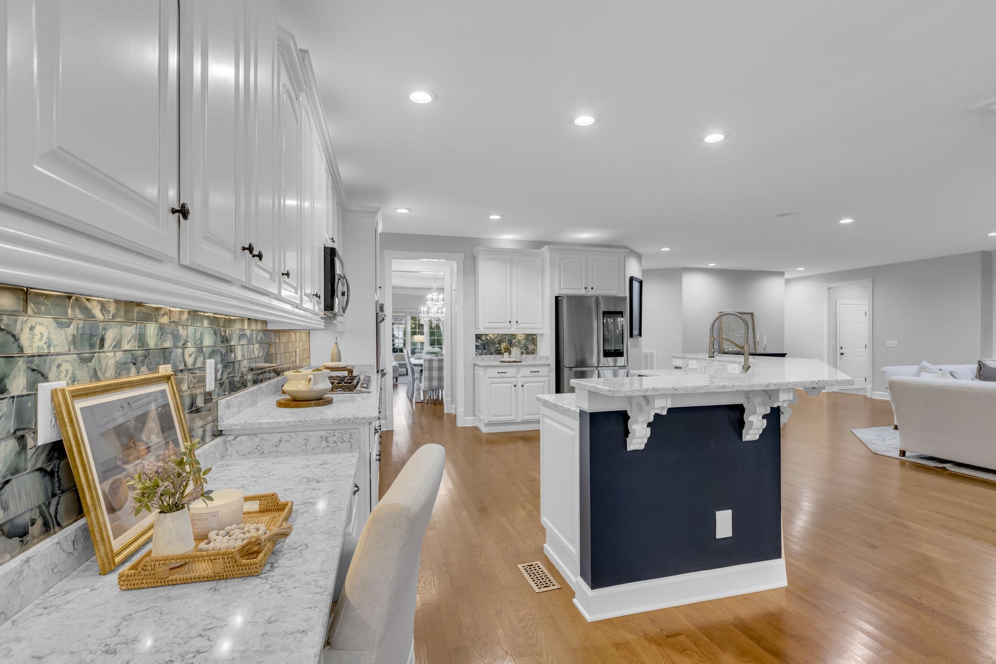 1169 Meadow Bridge Ln