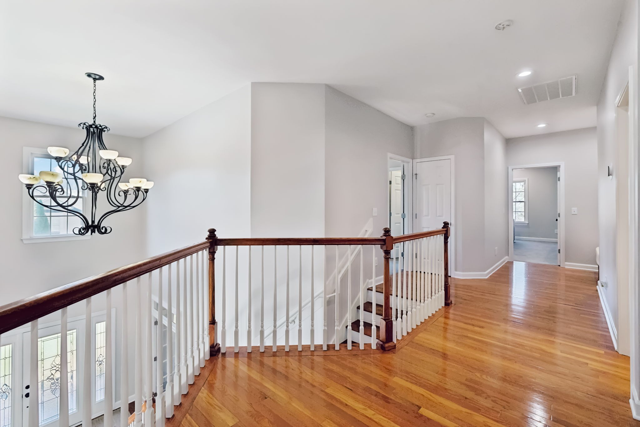 1169 Meadow Bridge Ln