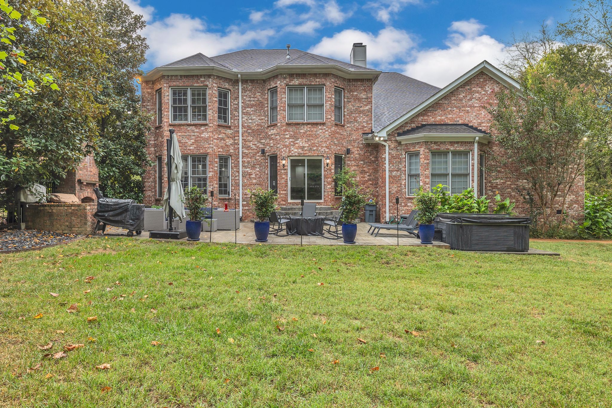 1169 Meadow Bridge Ln