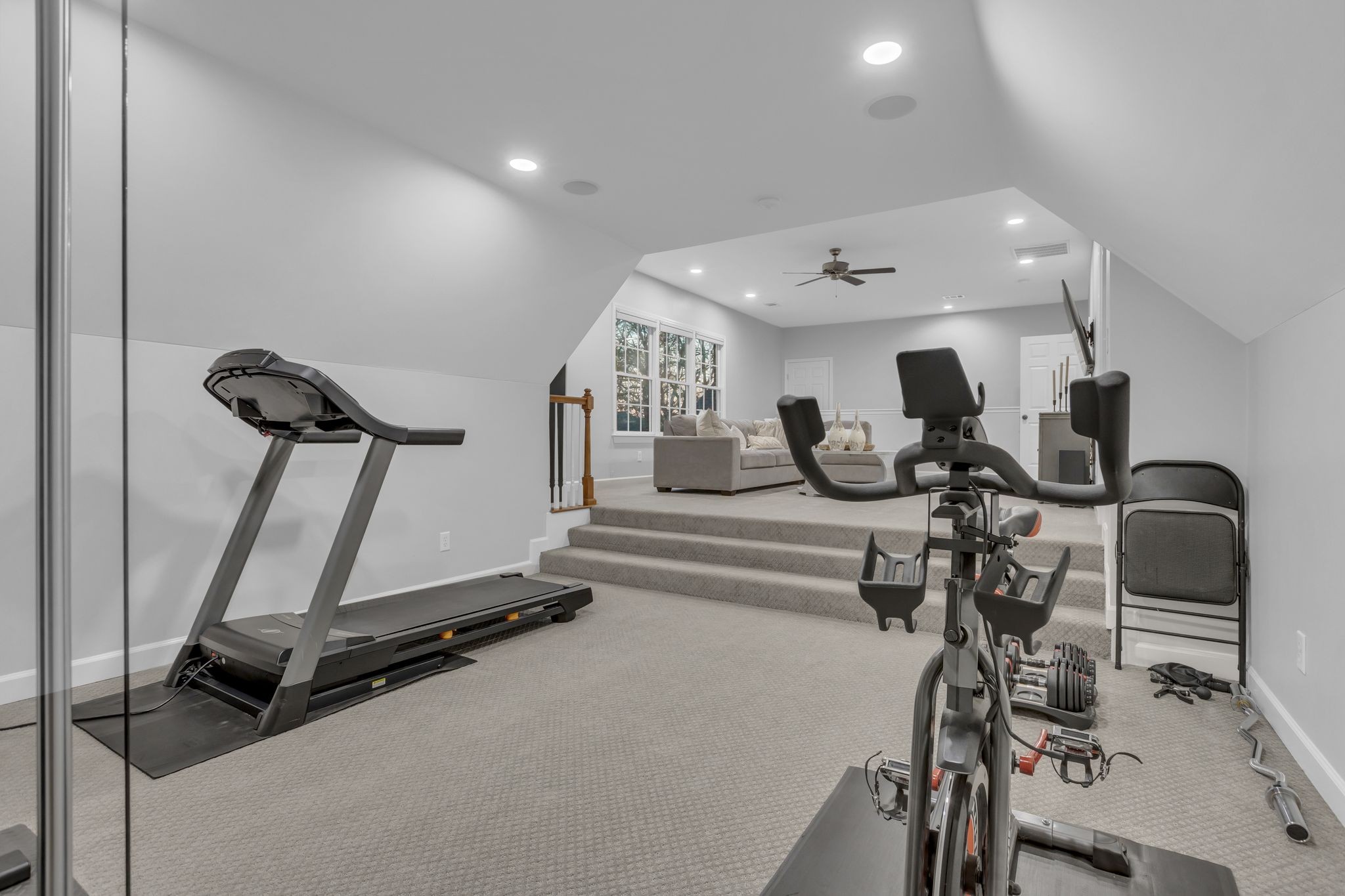 1169 Meadow Bridge Ln