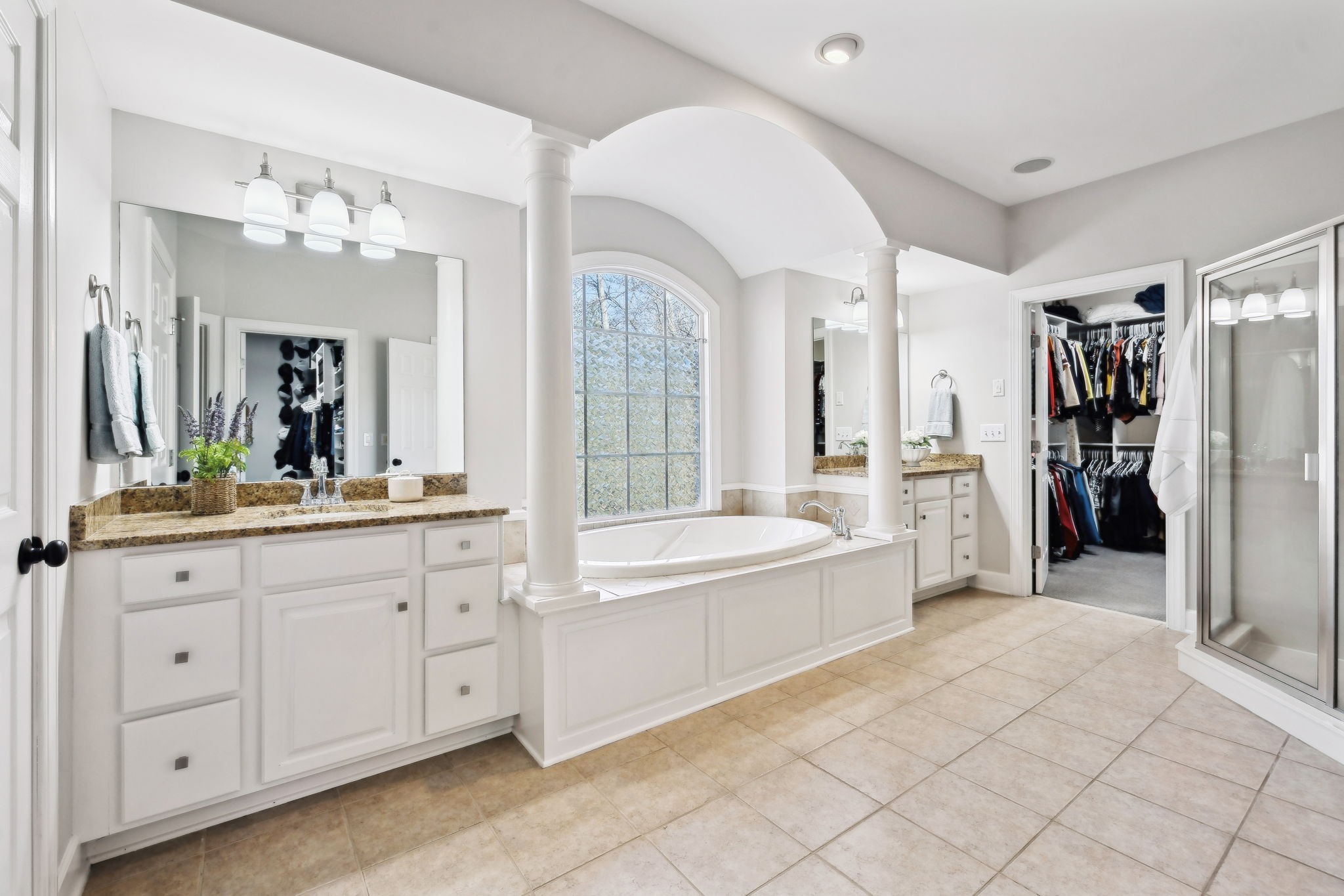 1169 Meadow Bridge Ln