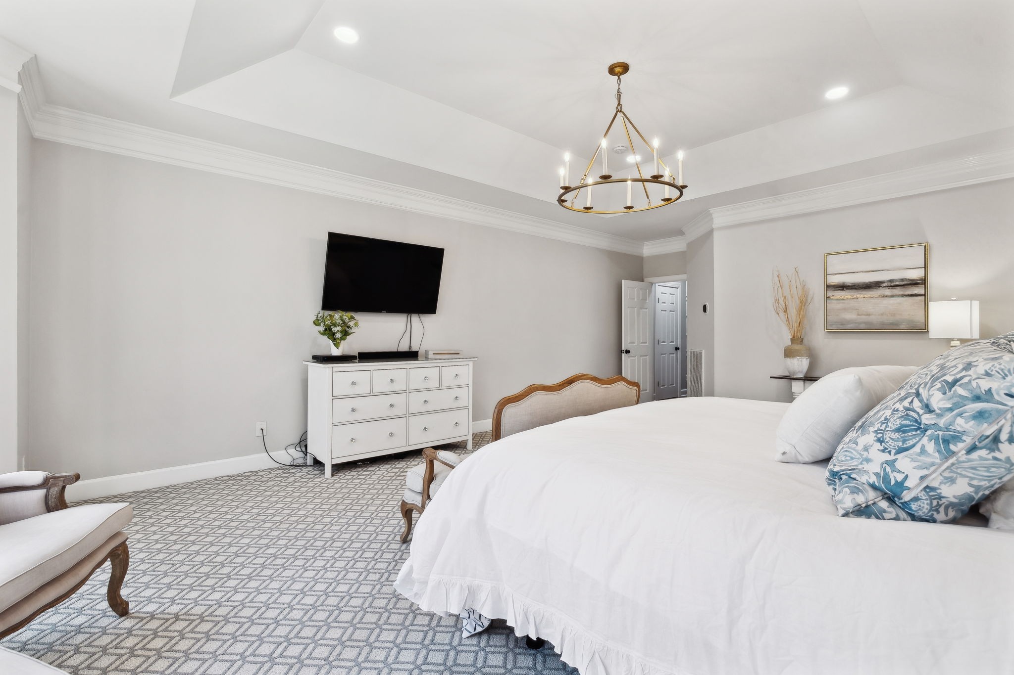 1169 Meadow Bridge Ln