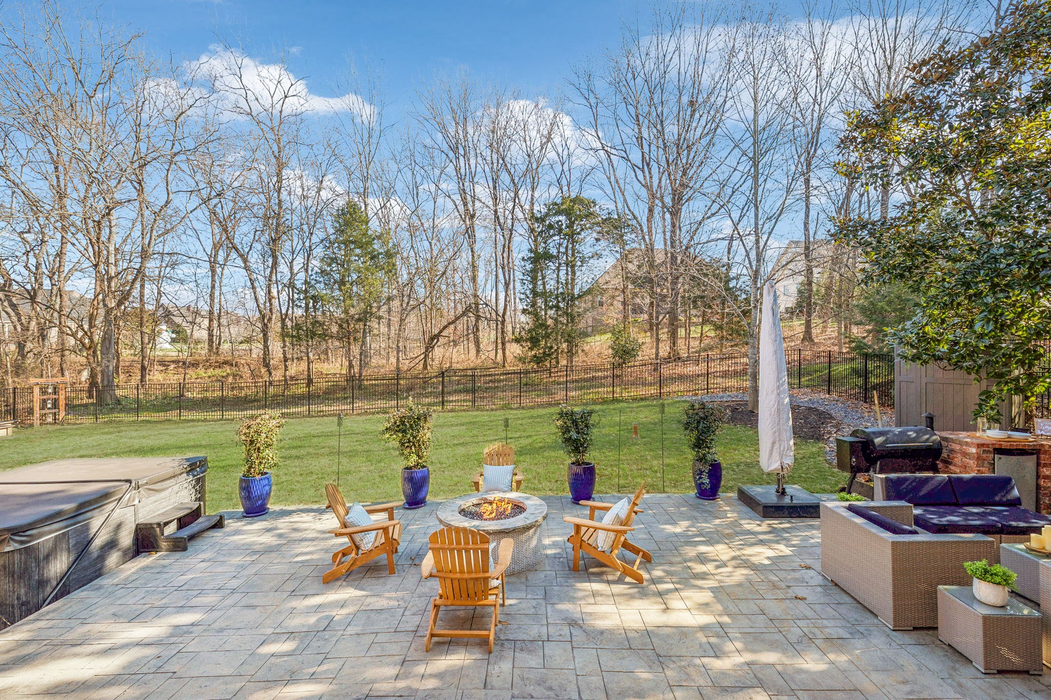 1169 Meadow Bridge Ln