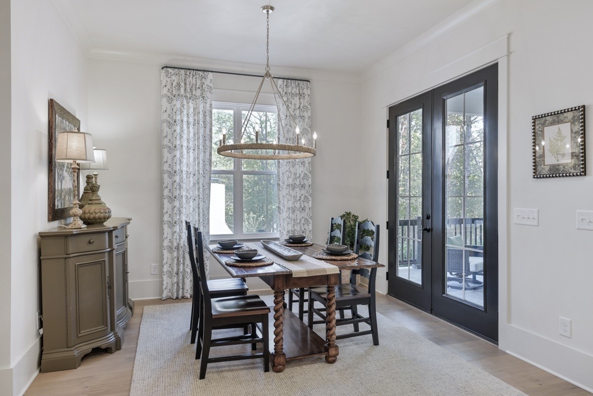 1007 Laguna Drive
