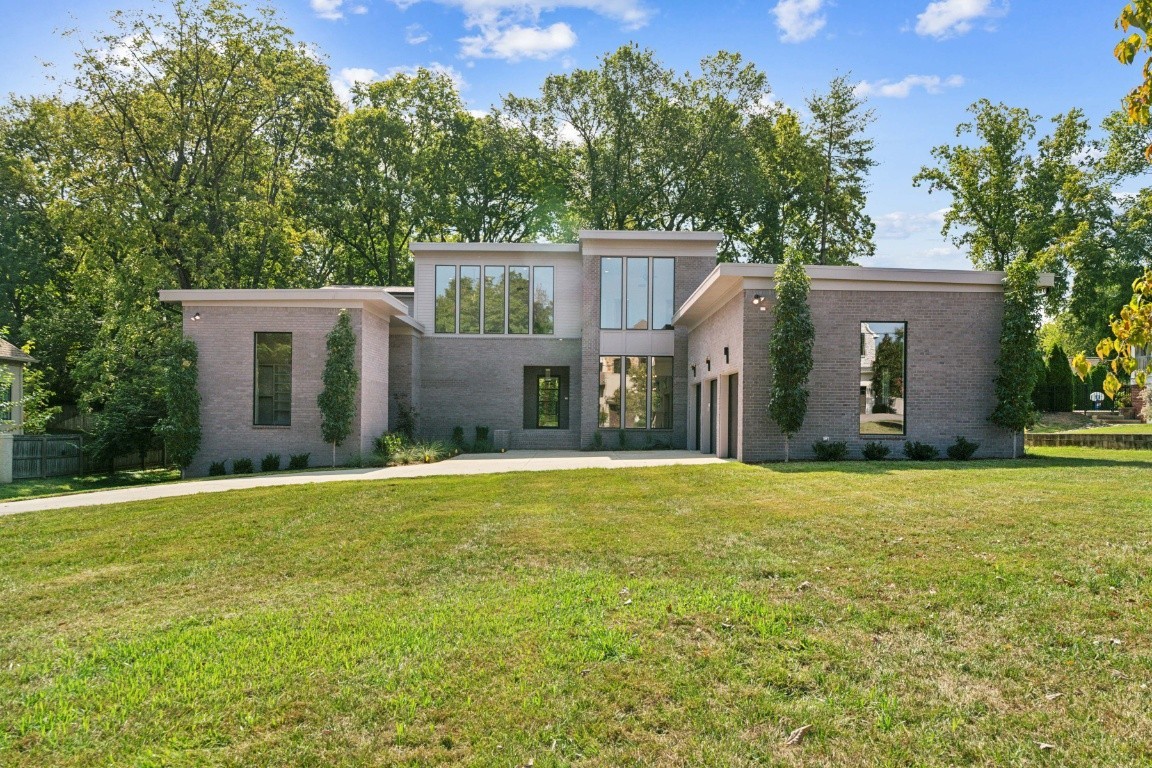 4032 General Bate Dr
