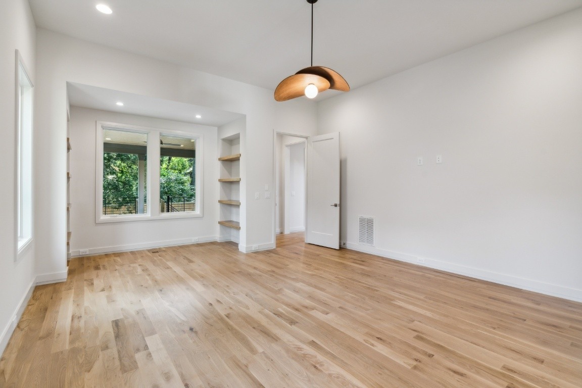 4032 General Bate Dr
