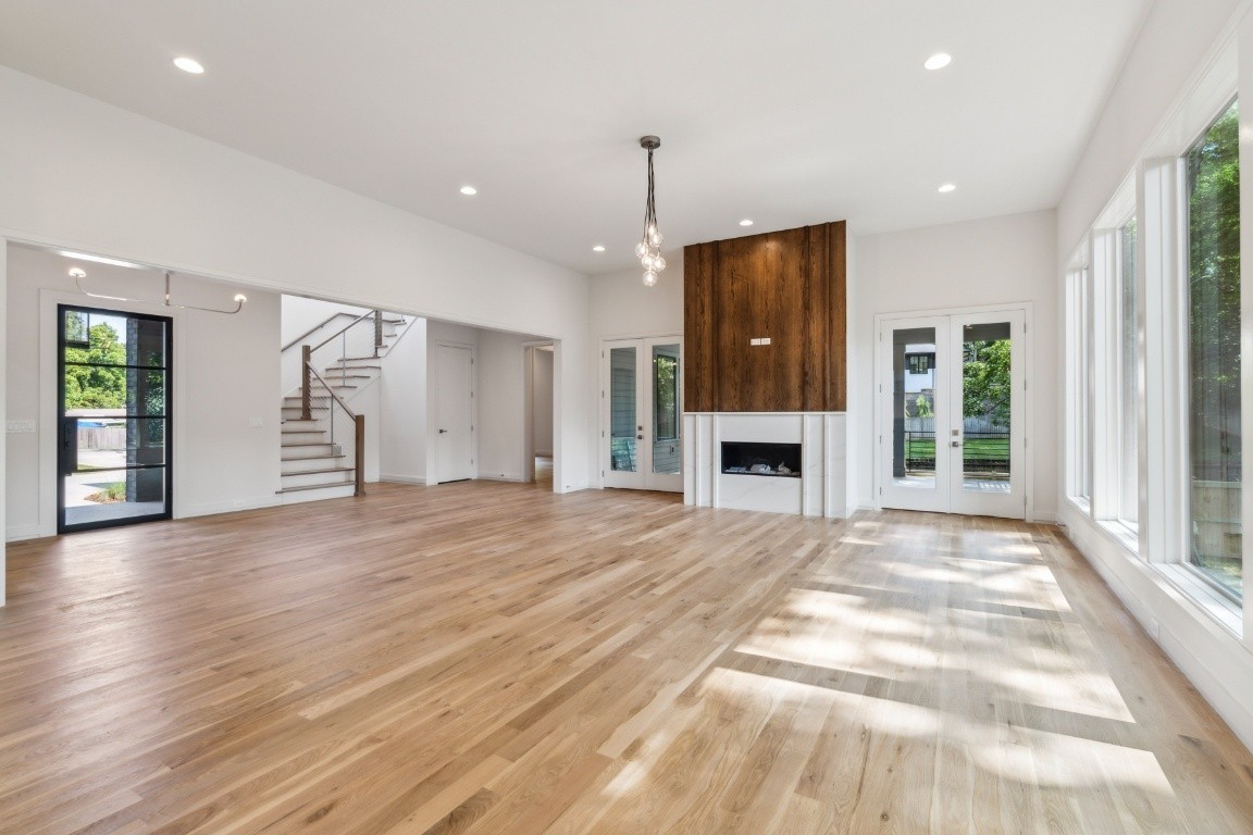 4032 General Bate Dr