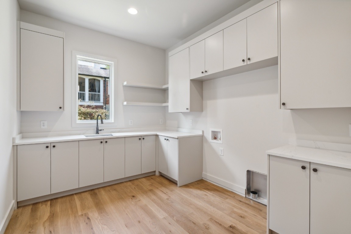 4032 General Bate Dr