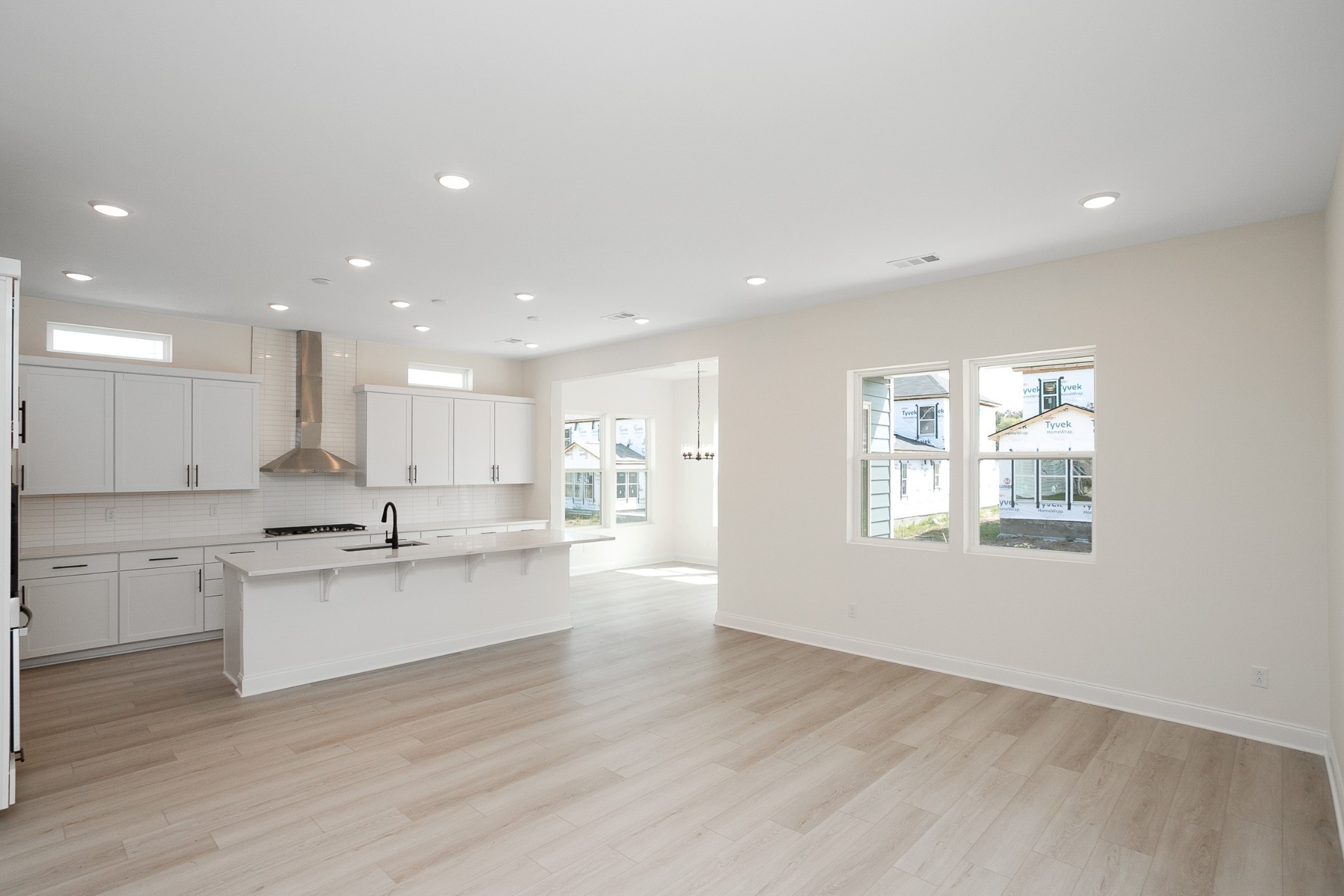 1437 Ovaldale Drive Avril