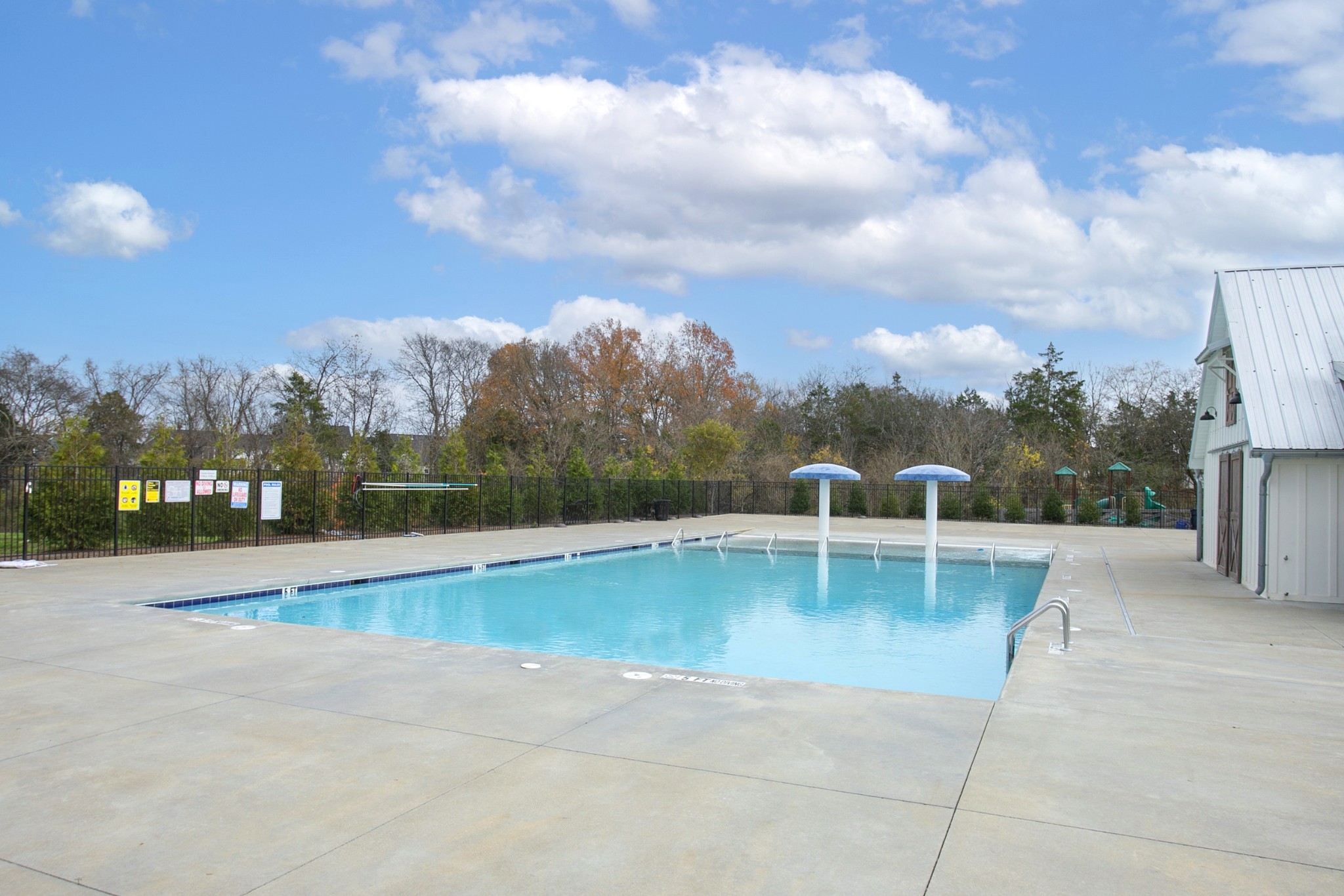 1437 Ovaldale Drive Avril
