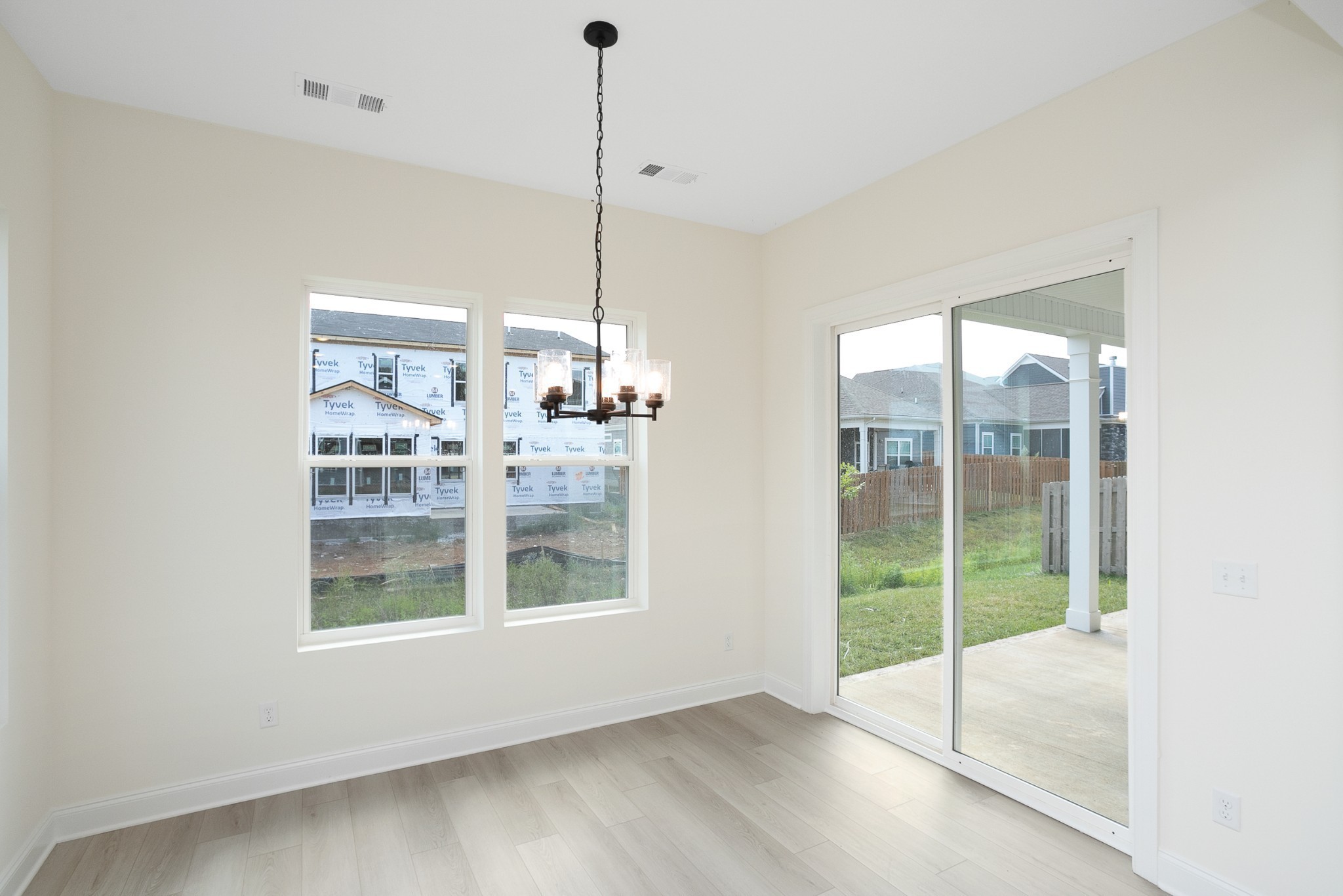 1437 Ovaldale Drive Avril
