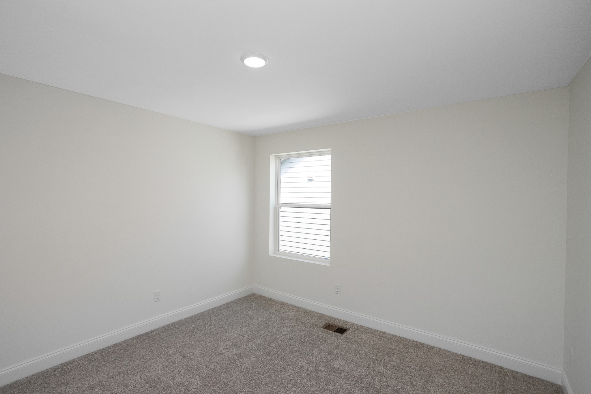 1437 Ovaldale Drive Avril