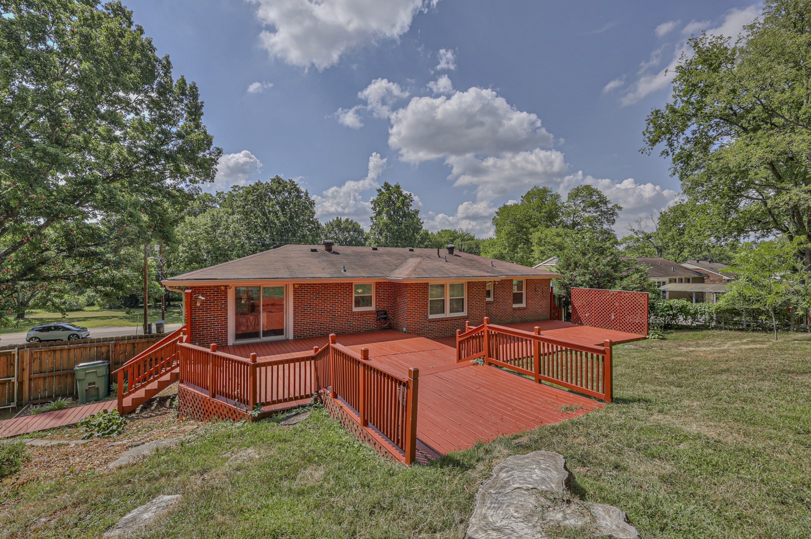 4803 Milner Dr