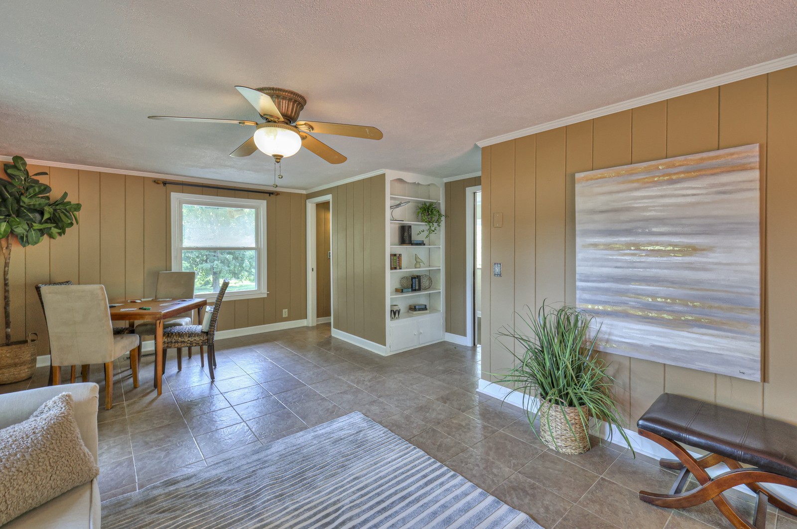 4803 Milner Dr