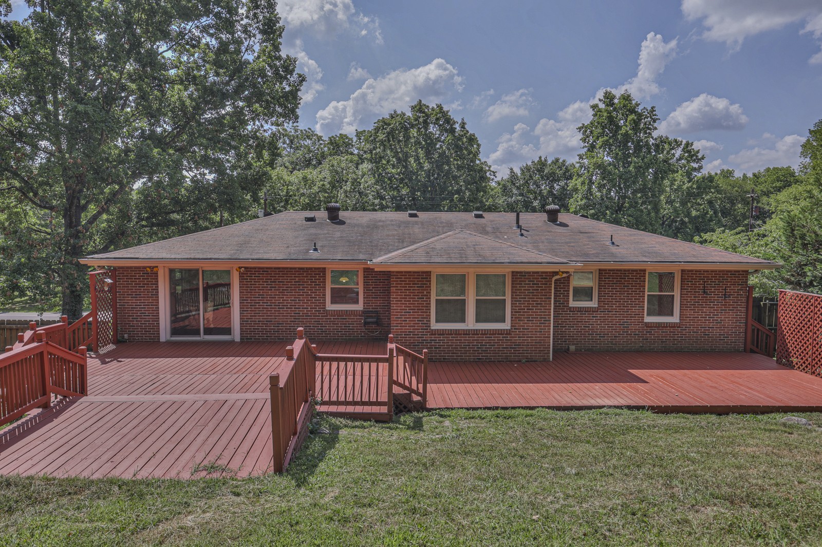 4803 Milner Dr