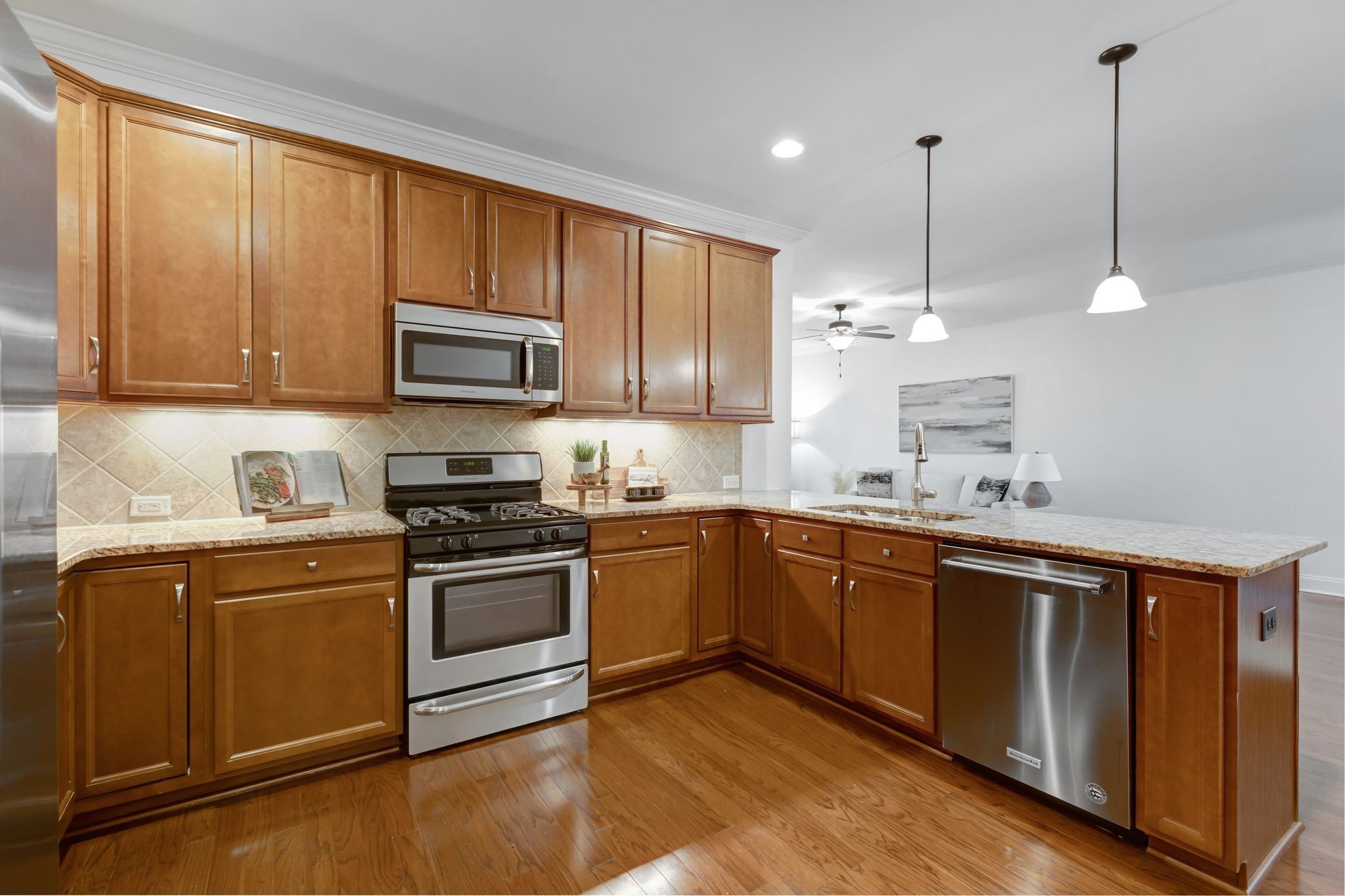 204 Siegert Pl
