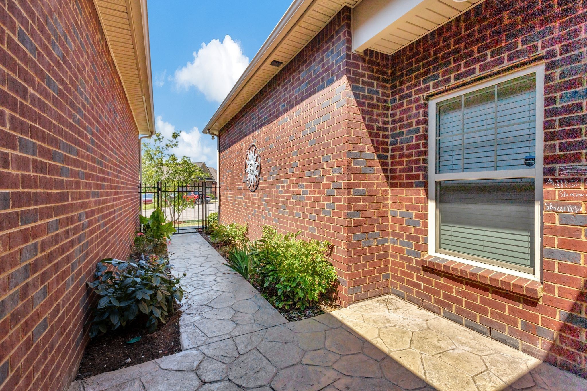 204 Siegert Pl