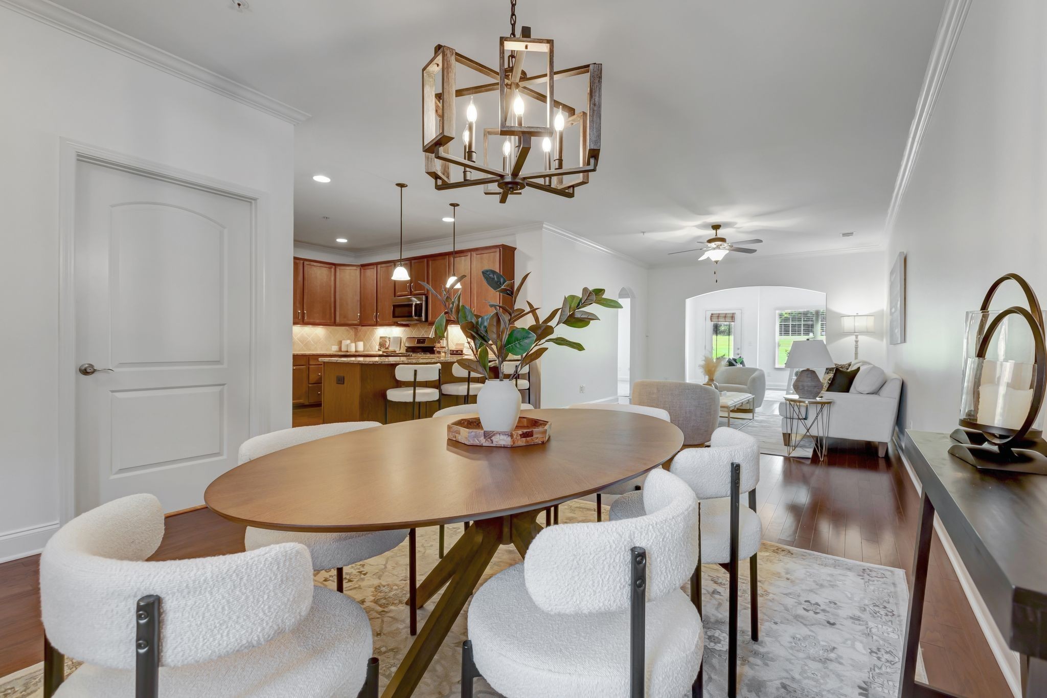 204 Siegert Pl