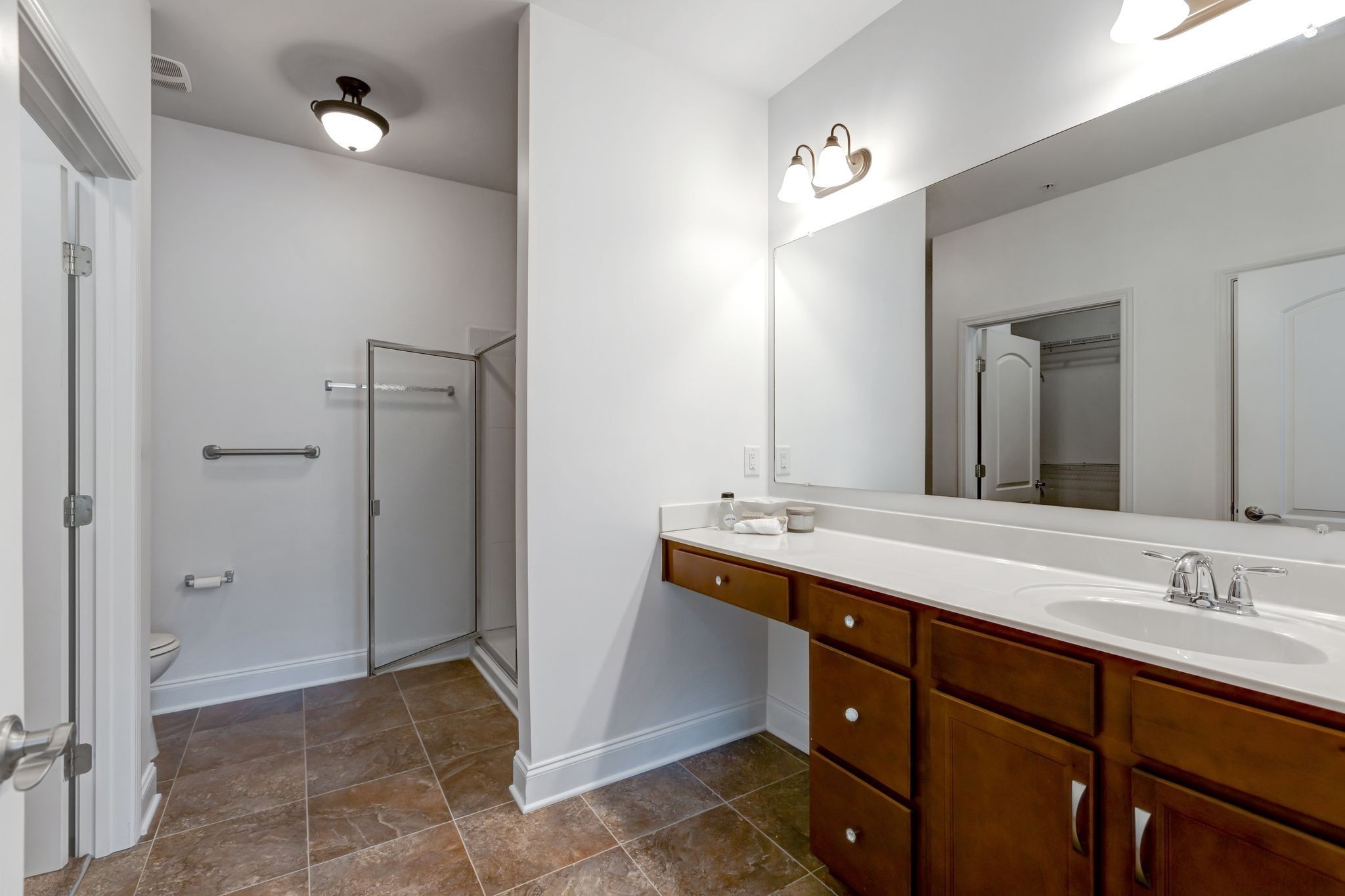204 Siegert Pl