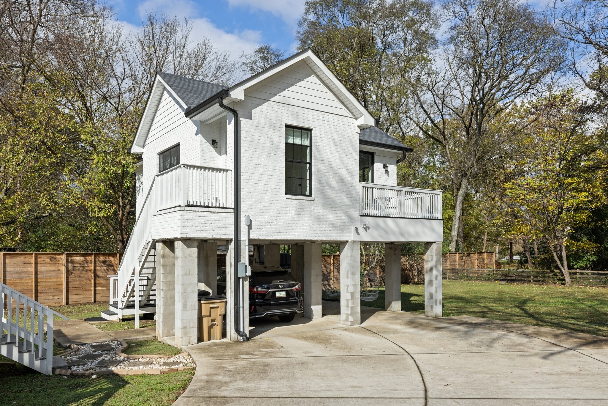 1112 Brookmeade Dr