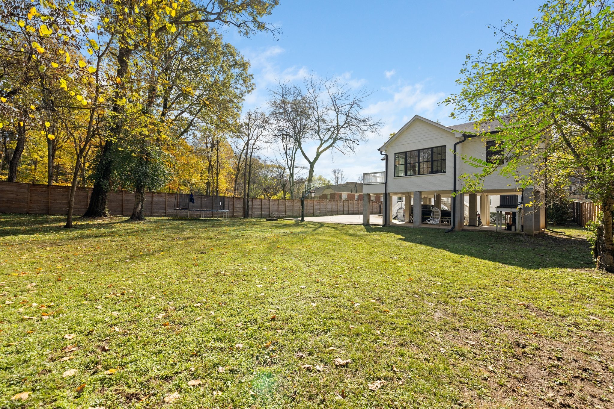 1112 Brookmeade Dr
