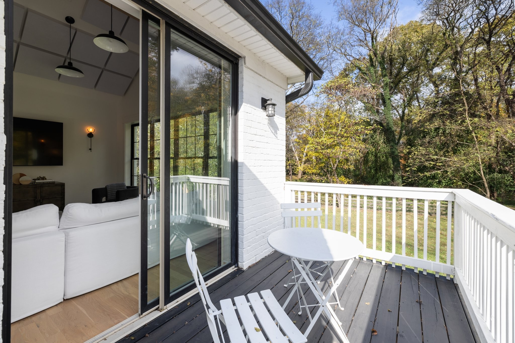 1112 Brookmeade Dr
