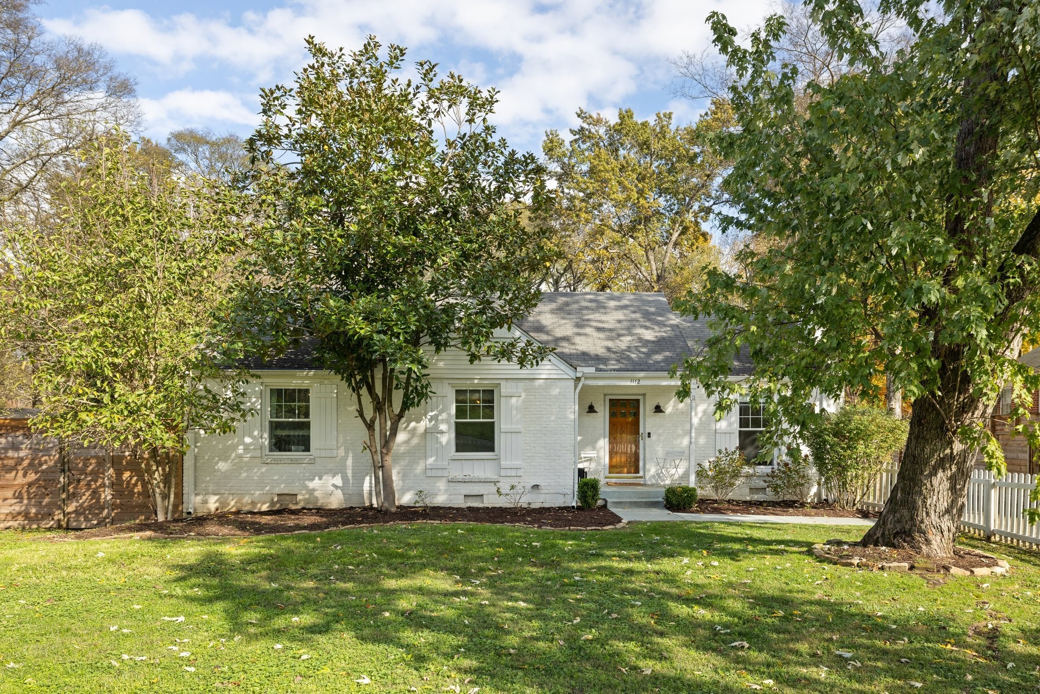 1112 Brookmeade Dr