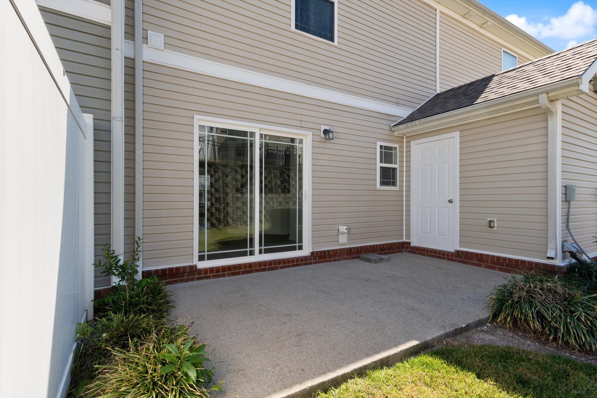 1026 Somerset Springs Dr