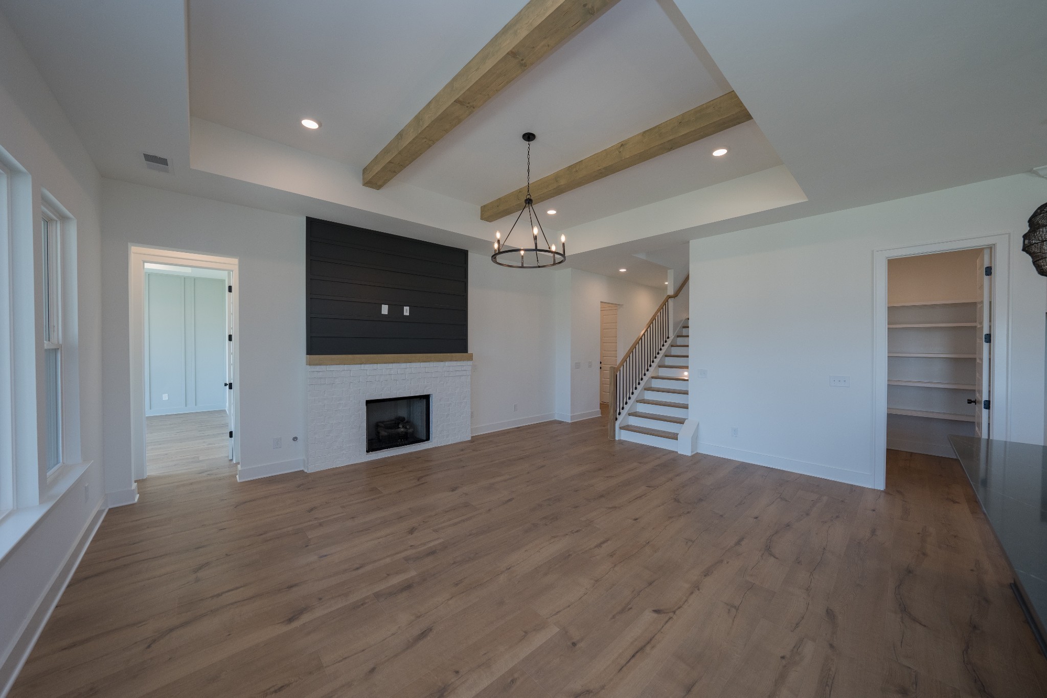5751 Willoughby Way