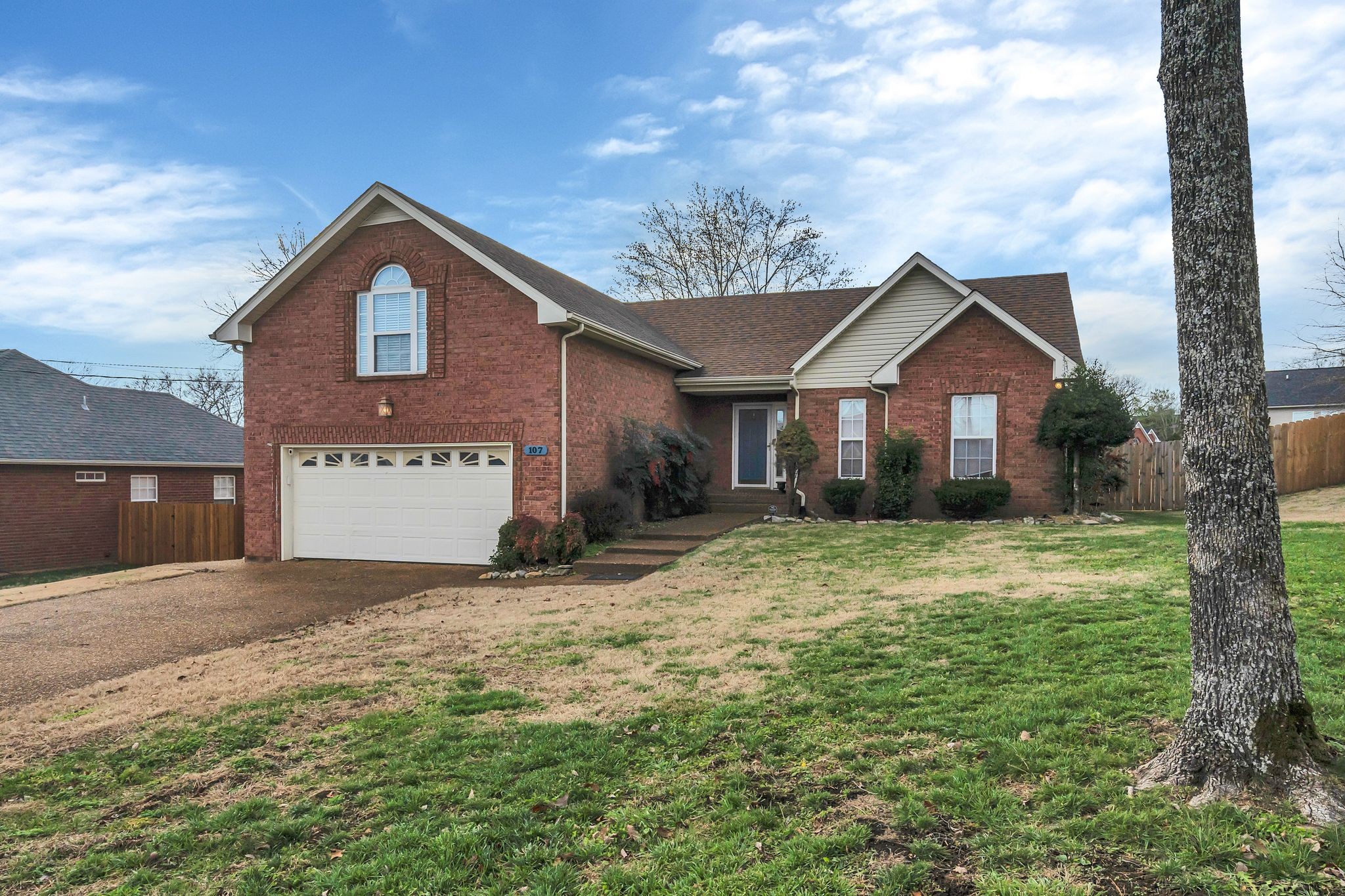 107 Spring Creek Trl