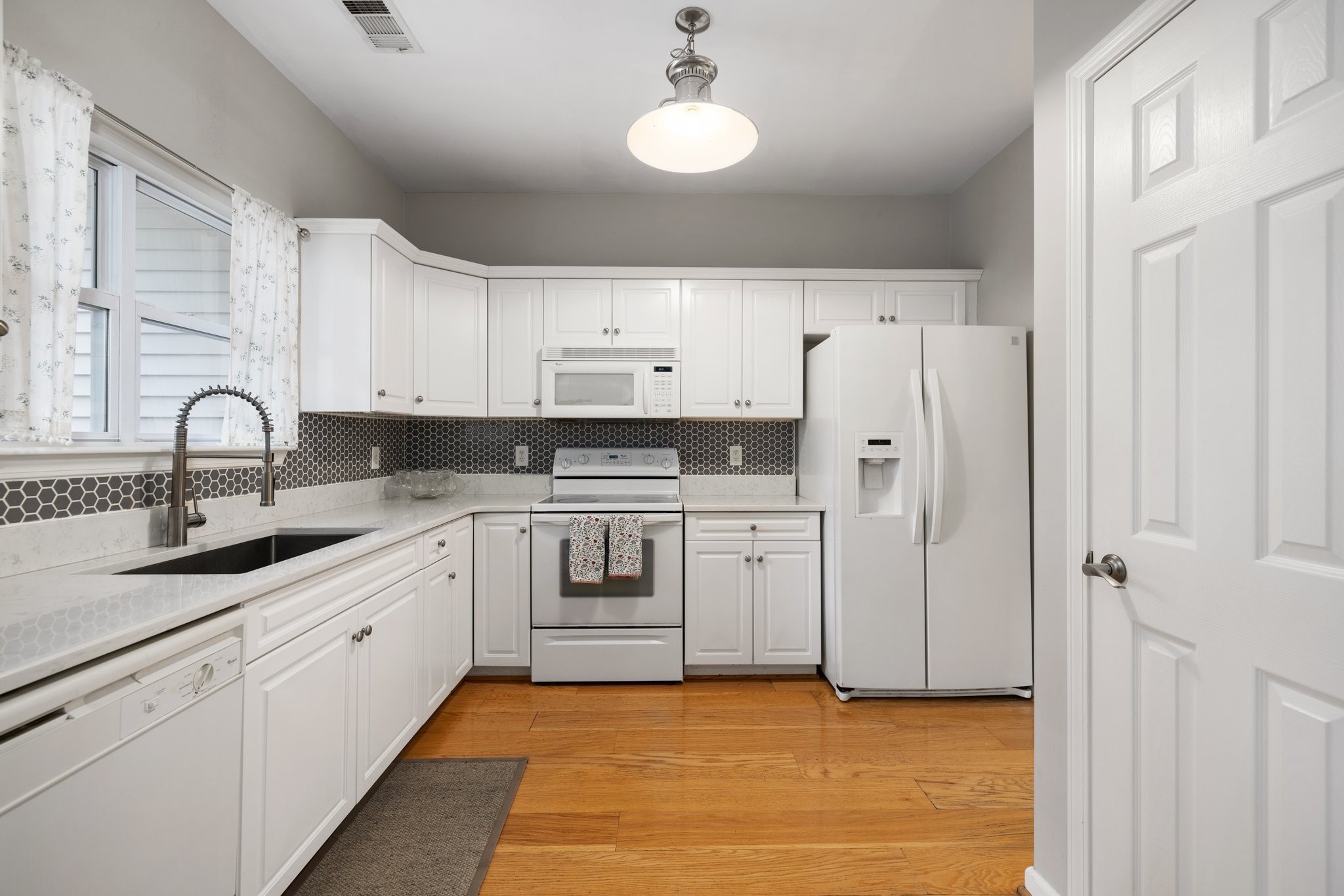 338 Normandy Cir