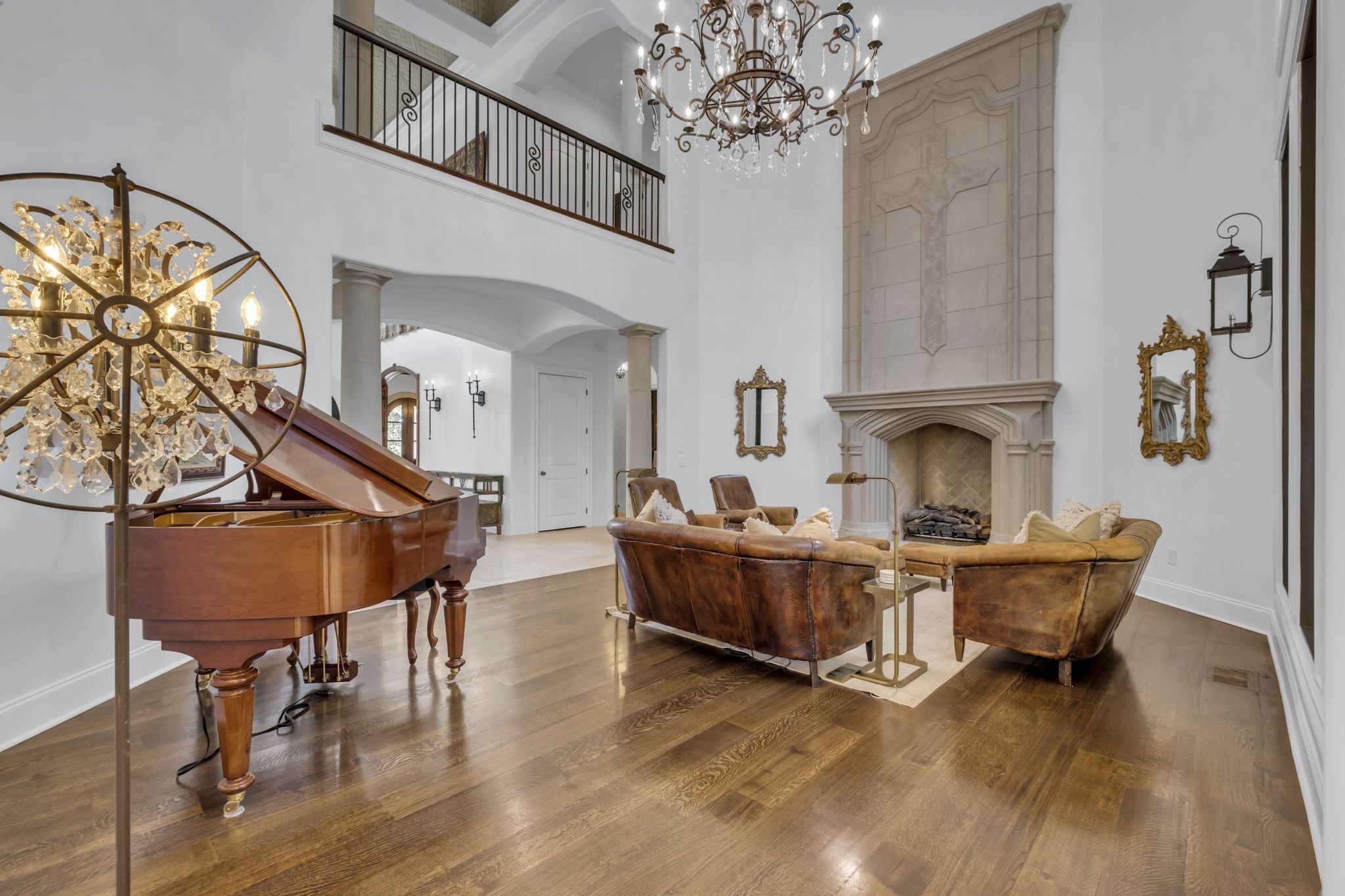 336 White Swans Crossing