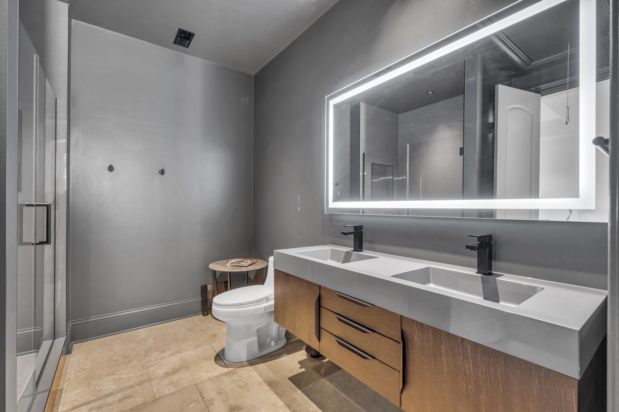 336 White Swans Crossing